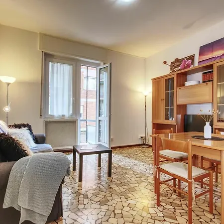 شقة Life